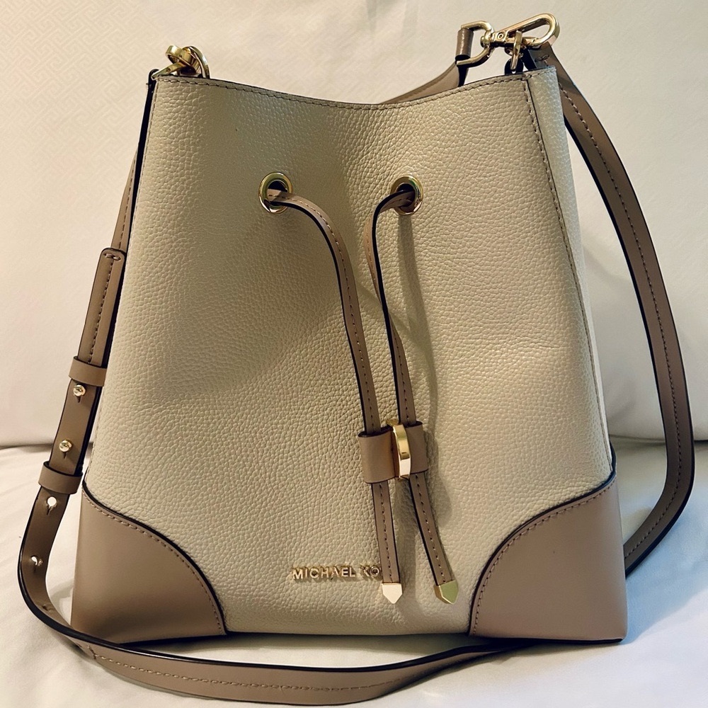 Michael Kors Cream and Tan Shoulder Bag
